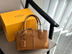 TOD’S トッズ　T タイムレス レザー ショルダーバッグ　トートバッグ　ボストンバッグ おしゃれ　　美品　