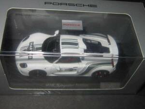 送料込み　未開封極上新品　スレ傷一切無し　1/43 porsche ポルシェ　918 spyder マッドホワイト