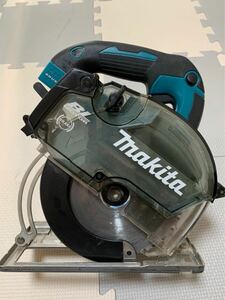 マキタ makita 18V 充電式チップソーカッタ CS553D おまけ付き