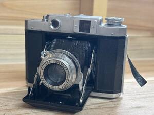 MAMIYA-6