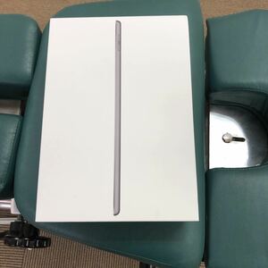 iPad 第7世代 Wi-Fi Wi-Fiモデル の箱