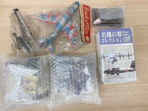 1円 昭和 レトロ ブリキ 飛行機 2点セット エフトイズ 1/300 名機の翼コレクション Vol.2 １／64京商フェラーリ365GTB4 daytona黒色 他