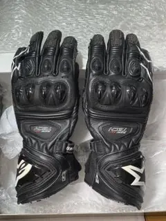 アルパインスターズ　SUPERTECH GLOVE Mサイズ