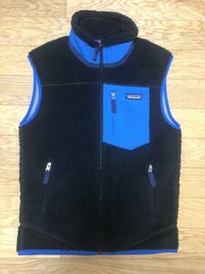 パタゴニア 2016モデル M’s Classic Retro-X Vest(メンズ クラシック レトロX ベスト) S ブラック/ブルー