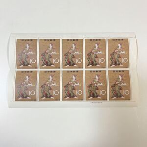 昭和37年 切手趣味週間 花下遊楽（狩野長信） 10円 1シート　　未使用/1962年/大蔵省銘版付/銘付/切手