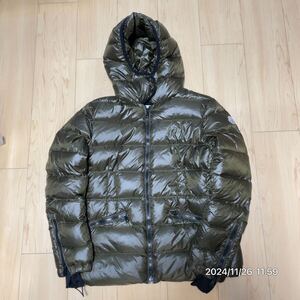 高級 MONCLER モンクレール ダウンジャケット カーキー アウター 保温