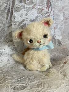 国内作家様　ハンドメイド　テディベア　猫さん　10cm（中古品）