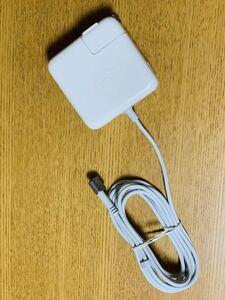 美品 初代 L型 45W MagSafe AC アダプタ A1244