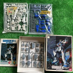 当時物　機動戦士ガンダム0080 1/144 RX-78NT1 ガンダムNT-1 未組立