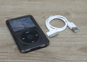 ★≪中古品≫iPod Classic(MB565)120GB [t24123010]