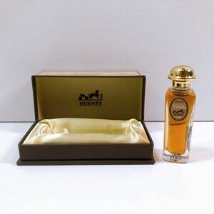 389【中古】HERMES Caleche エルメス 香水 カレーシュ パルファム ミニボトル フレグランス レディース 7.5ml ほぼ未使用 箱付き 現状品