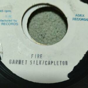 garnet silk capleton