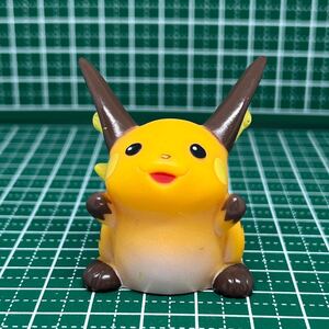 ライチュウ:243:フィギュア:現状品:指人形:ポケモンキッズ