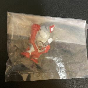 ウルトラマン くっつくんです4 ウルトラマンダイナ ストロングタイプ 磁石 マグネット フィギュア グッズ 当時物 ガチャガチャ