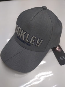 【新品タグ付】オークリー（OAKLEY) SLANT　CAP　FOS901610　カラー27B（NEW　ATHLETIC　GREY)【OAKLEY　SLANT CAP　FA23.0】限定1個