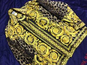 ★Gianni Versace★91y黄金色★バロック＆アニマル★新品同様サイズ50★最高傑作★ Versaceヴェルサーチ★イタリア製★★★