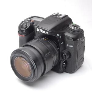 ★即購入→1000円お値下げ★極上美品★高画質 4K動画対応★Nikon D7500 Wi-Fi ニコン 一眼レフカメラ D5000 D3000 フルサイズ　元箱付き　