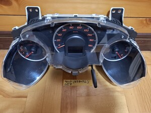 フィット　スピードメーター　GE8　ホンダ　HONDA　中古　速度計　67809キロ　6万キロ代　メーター