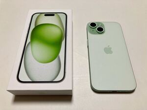 美品◆Apple iPhone15 256GB Green MTMT3J/A SIMフリー◆バッテリー100%