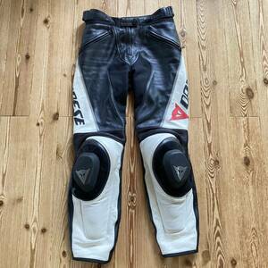 ダイネーゼ DAINESE レディース レザーパンツ 42 レーシングパンツ パンチングレザーパンツ DELTA PRO C2 PELLE