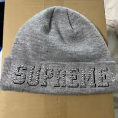 supreme New Era® Gems Beanie 【中町綾】着用モデル