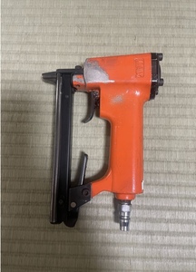 MAX マックス　エアーネイラーTA-20A/1013J 中古品②