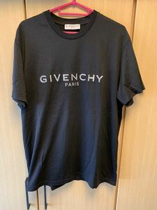 正規 22SS Givenchy by Matthew ジバンシィ マシューウィリアムズ ロゴ 装飾 クルーネック Tシャツ 黒 S BM70WV3002