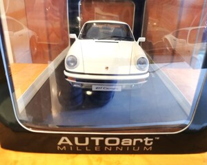 1/18 Porsche 911 Carrera 1988 AUTOart MILLENNIUM 