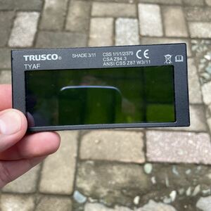 トラスコ 自動遮光フィルタ 3/11 TYAF TRUSCO 遮光フィルタ 中古　送料無料