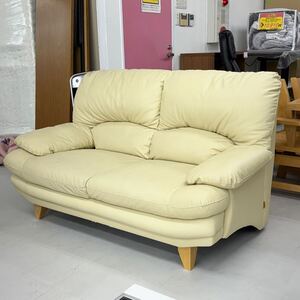 【超美品】定価69,900円★関家具★150cm幅2人掛けソファ★ラヴソファ★ソフトレザー製★アイボリー★2P★2シーター★chiffon sweet