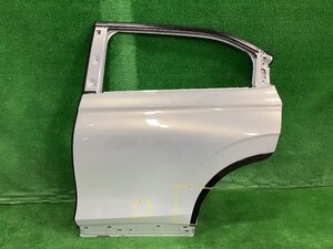 ホンダ　VEZEL/ヴェゼル　RV3/RV4/RV5/RV6　左リアドア　純正　B538833