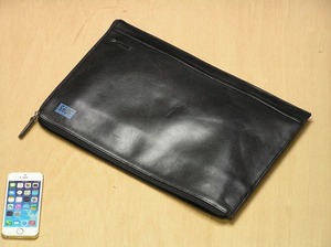 時を経た高品質皮革が放つ漆黒のかがやき♪Calvin Klein カルバンクライン こわきに抱えるクラッチバック メンズ 鞄 カバン ブリーフケース