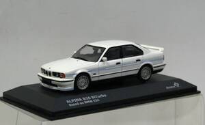 【ソリド】1/43 BMW アルピナ B10 BiTurbo (E34) 4ドアセダン 1994年 ホワイト (商品№ S431040４)ダイキャスト製のミニカー