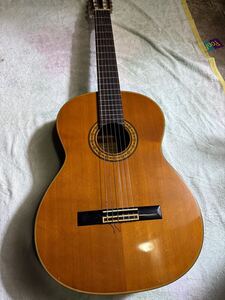 中古】 TAKAMINE 高峰 タカミネ　クラシックギター　NO.30　/ ハードケース持ち手欠損