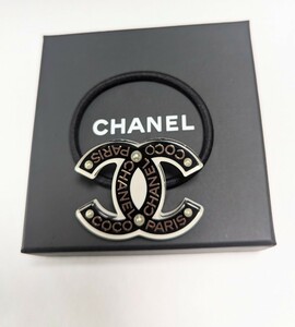 未使用　CHANEL　ココマーク　ヘアアクセサリー　シャネル　ヘアゴム　レア物　ccロゴ レジン　希少