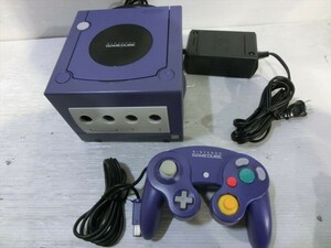 T【L4-50】【80サイズ】▲ニンテンドー ゲームキューブ バイオレット 本体セット/通電可/ジャンク扱い/※傷・汚れ有