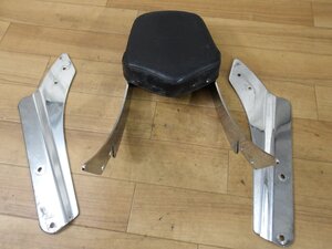 中古現状入庫品　ホンダVTX1800用　グラブバー＆バッグレスト　使用可能