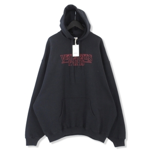 美品 VETEMENTS ヴェトモン プルオーバーパーカー 23AW UE54HD500B PARIS LOGO HOODIE ブラック 黒 XS 70015651