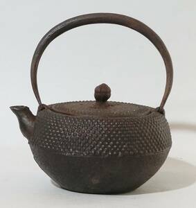 古美術柳　南部鉄瓶 在銘 小霰鉄瓶 小振り 煎茶湯沸し