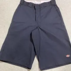 Dickies 黒Loose Fit ショートパンツ