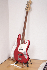 ☆Squier by Fender Jazz Bass Electric Bass スクワイヤー フェンダー エレキベース ワインメタ♪