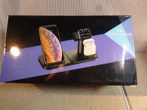 【60】未使用 ３IN1 FAST CHARGE ワイヤレス 充電スタンド 急速充電器 Apple Watch Airpods Galaxy iPhone 無線チャージャー スマホ Qi