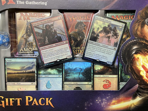 Magic The Gathering　GIFT PACK 2017　新品未開封