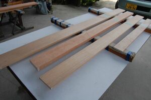 ボセ 角材 材木 ４本で4100円 2１年乾燥 新品