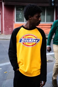 【新品未着用】Supreme Dickies Raglan L/S Top Gold M 24FW 正規品付属品完備ラングランスリーブ長袖TシャツロンTボックスロゴboxlogoNike