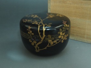 A3568 黒塗螺鈿蒔絵平棗 木箱付 時代物 ☆ コレクター所蔵品 旧家蔵出 古い 古玩 骨董 古美術 茶道具 薄茶器 木製 漆器 棗 茶入 茶壺 茶壷