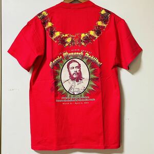 第39回メリーモナークフェスティバル 記念Tシャツ2002年 赤 Mサイズ フラダンス ハワイ カラカウア王