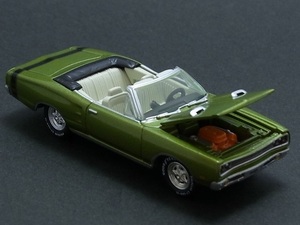 ☆☆日曜夜☆ルース☆1969 DODGE CORONET R/T CONVERTIBLE☆CLASSIC GOLD COLLECTION RELEASE 30☆JOHNNY LIGHTNING☆1/64