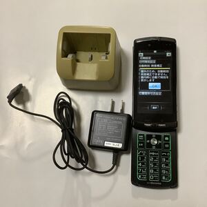 F-04B docomo ブラック 動作品 初期化できました 初期のスマホです