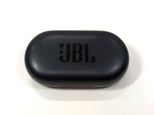 JBL SOUNDGEAR SENSE 完全ワイヤレスイヤホン ブラック 【充電ケースのみの出品です】